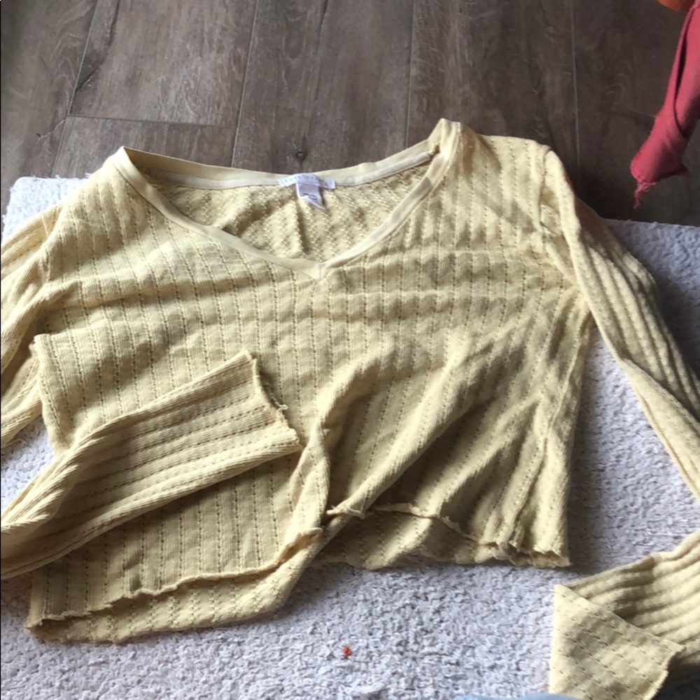 Crop top
